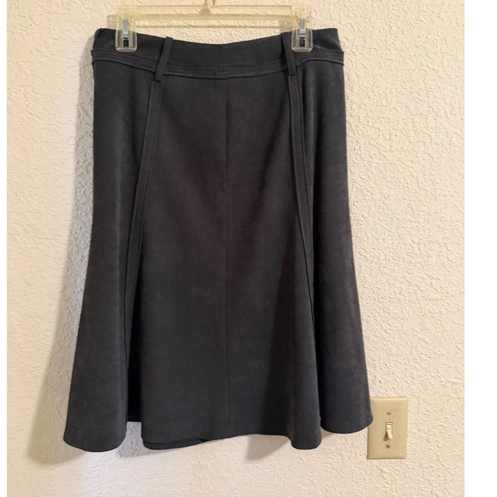 Larry Levine Gray Faux Suede A-Line‎ Midi Skirt Paneled Stretch Size 10